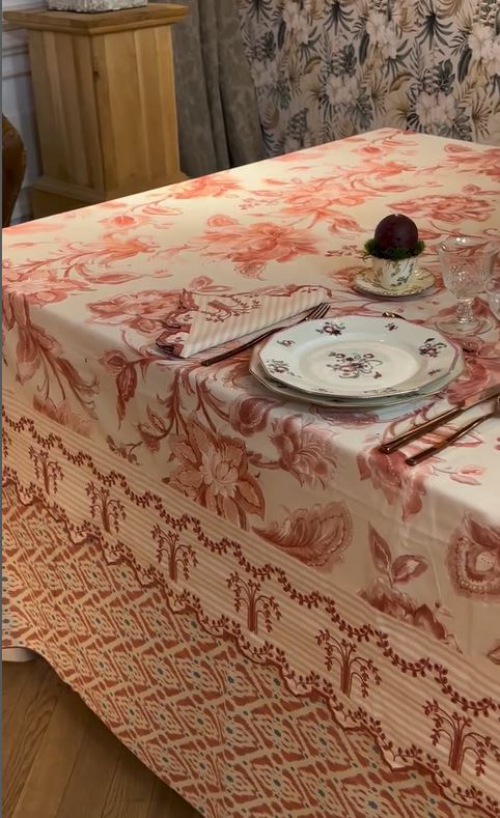  PFLEGELEICHT TISCHDECKE Eden Corallo