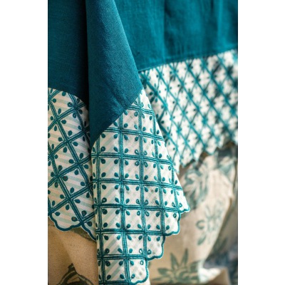 PFLEGLEICHTE TISCHDECKE Nastri aqua